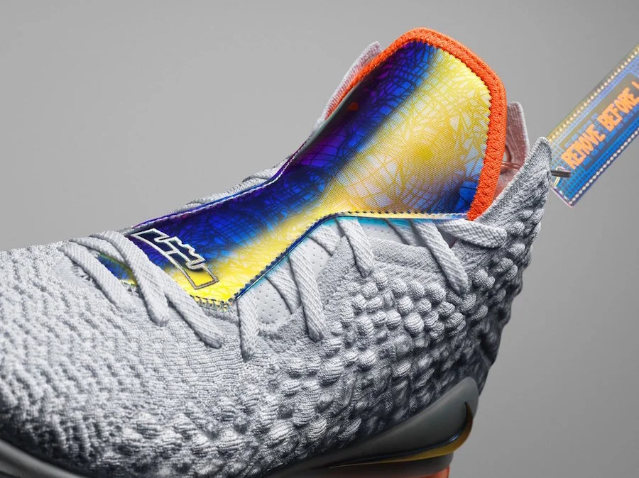 Lebron 17 online future air